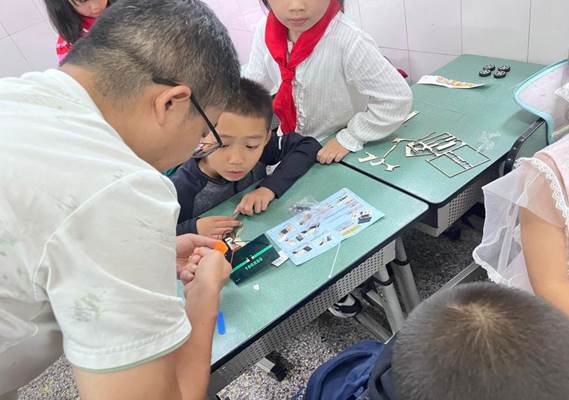 c51b84f3bd26a02f43a78146a13db659